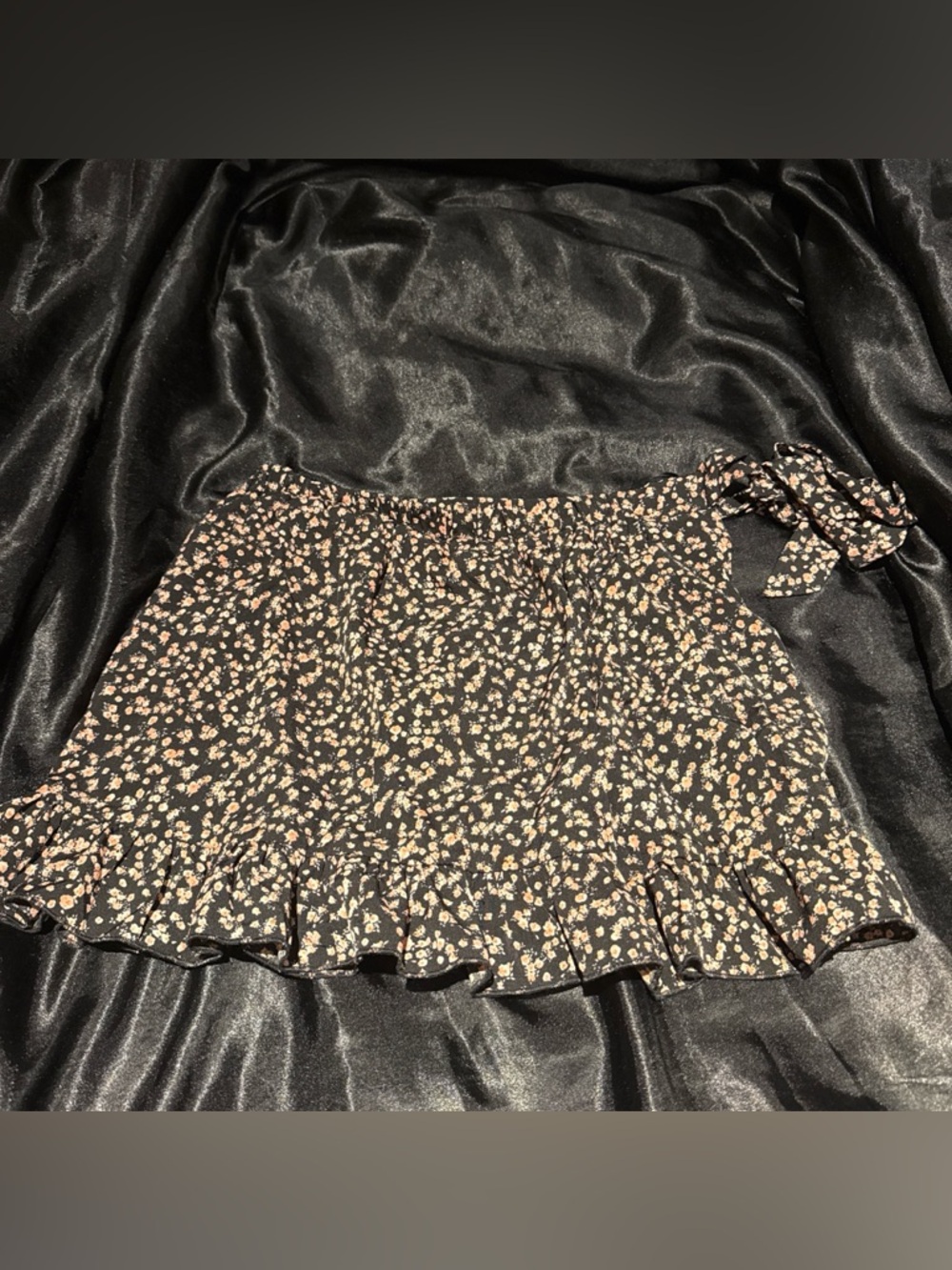 Windsor Black Floral Ruffled Mini Skirt - Picture 2 of 2